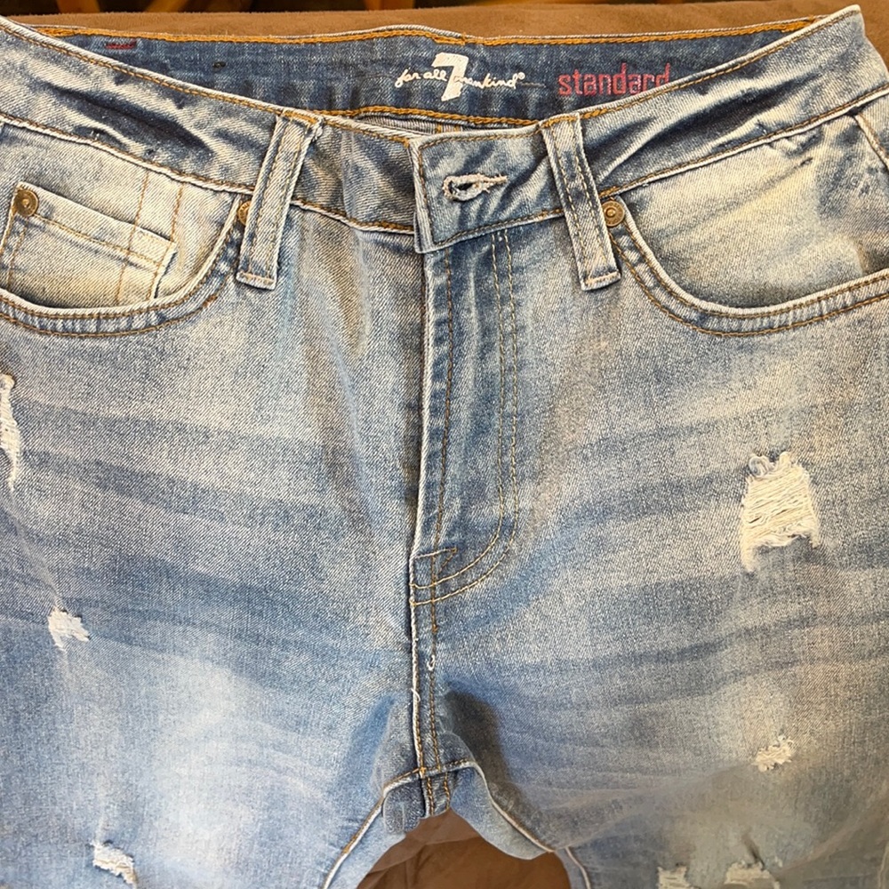 7 for all mankind